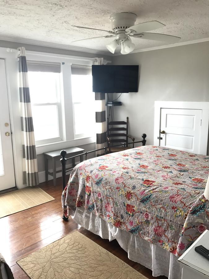 Beach House Inn West Dennis Екстер'єр фото